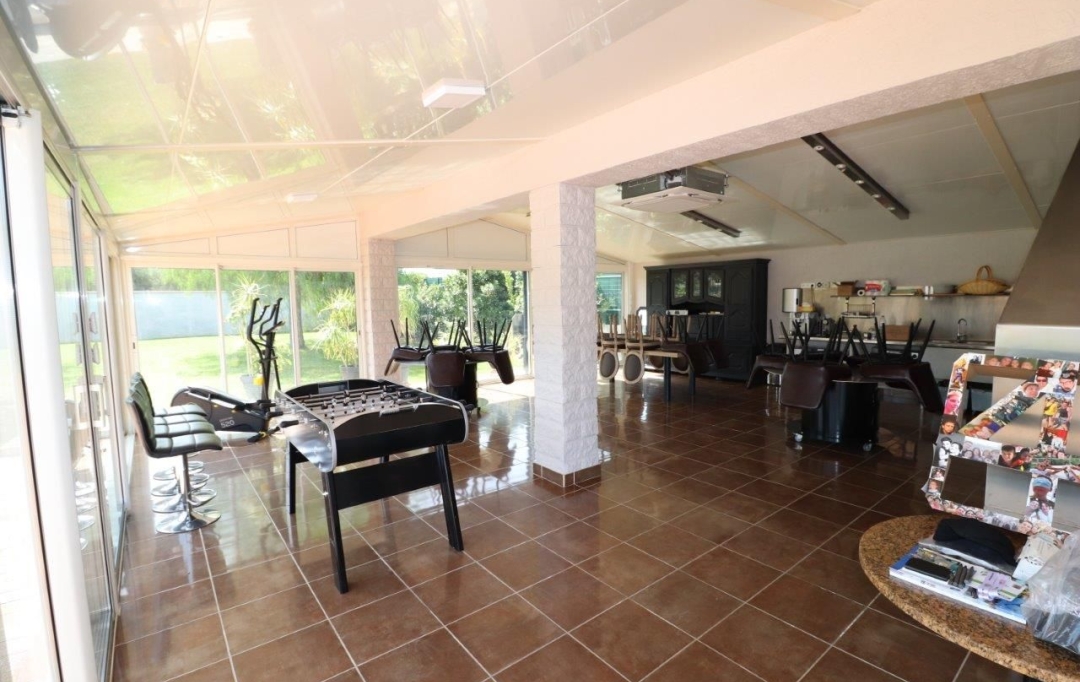 M.T.I. : Maison / Villa | PERPIGNAN (66000) | 226 m2 | 645 000 € 