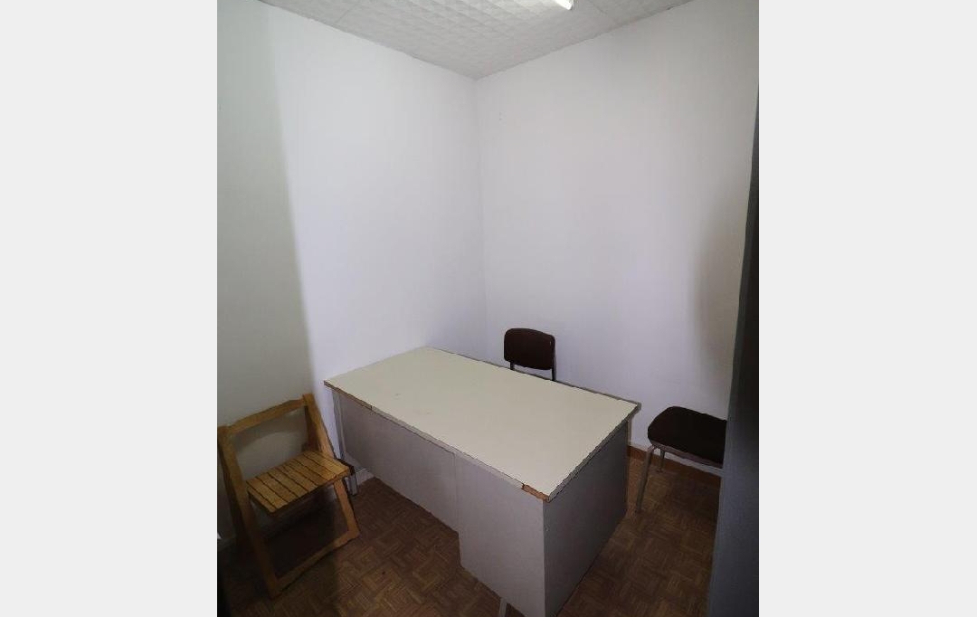 M.T.I. : Local / Bureau | PERPIGNAN (66000) | 174 m2 | 168 000 € 