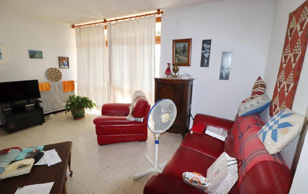 M.T.I. : Appartement | PERPIGNAN (66000) | 84 m2 | 95 000 € 