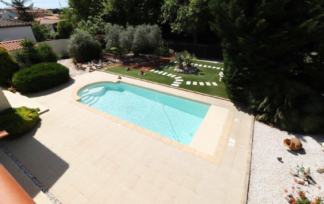 M.T.I. : Maison / Villa | SAINTE-MARIE (66470) | 200 m2 | 626 000 € 