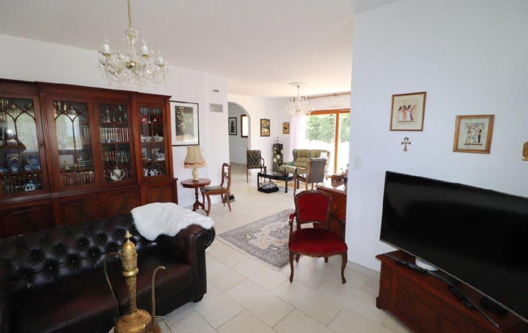 M.T.I. : Maison / Villa | SAINTE-MARIE (66470) | 200 m2 | 626 000 € 